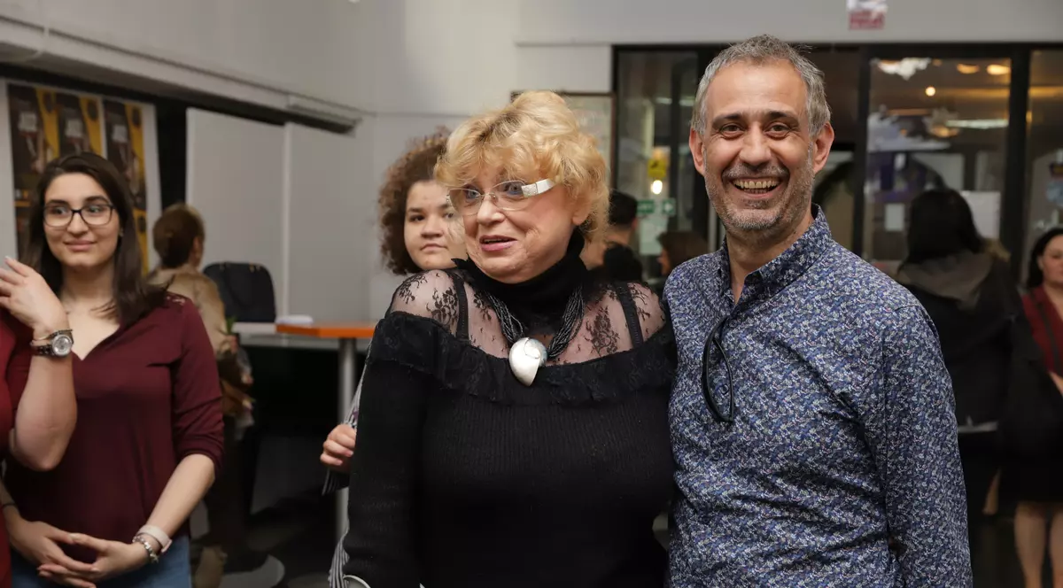 INTERVIU/ Regizorul Toma Enache, despre actorii cunoscuți. Cum s-a contrat cu Bleonț, ce fix avea Papaiani și ce spune despre Kira Hagi