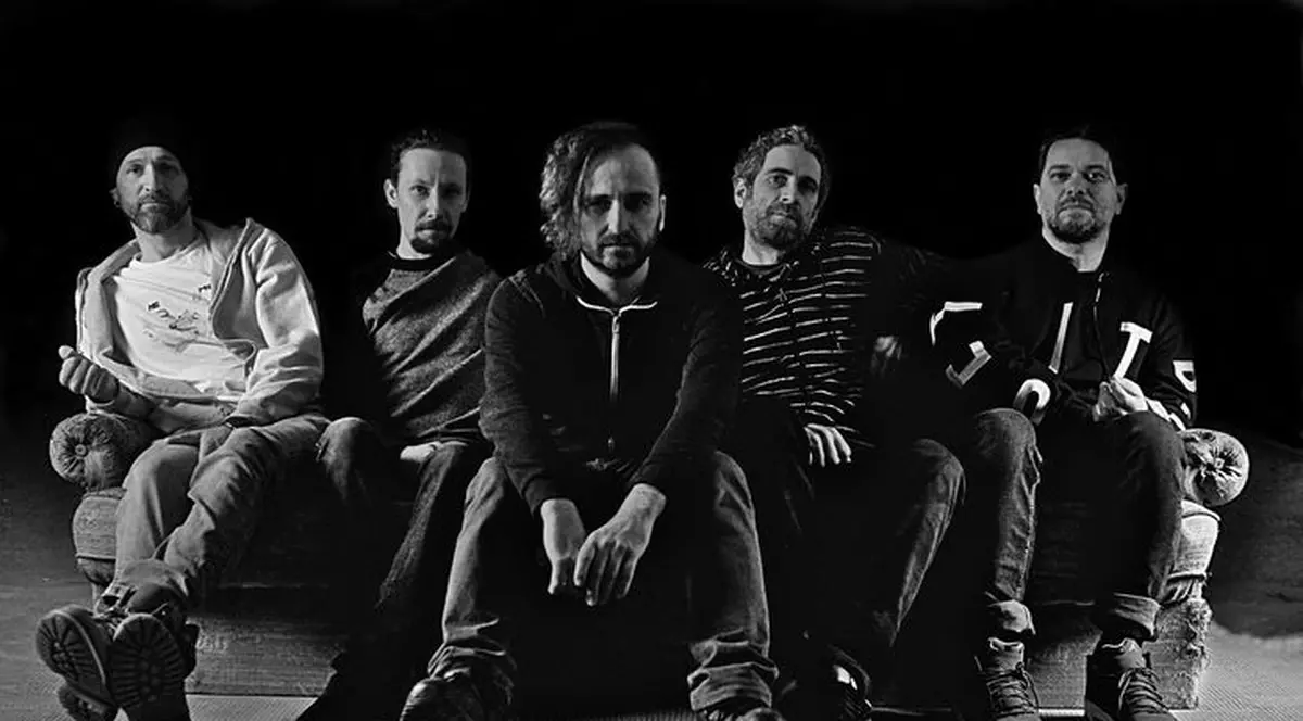 Conflictul dintre Radio România și trupa ”Implant pentru refuz”. Conducerea de la centru a vrut să se retragă din festival, dar directorul RRA Timișoara a refuzat să se supună