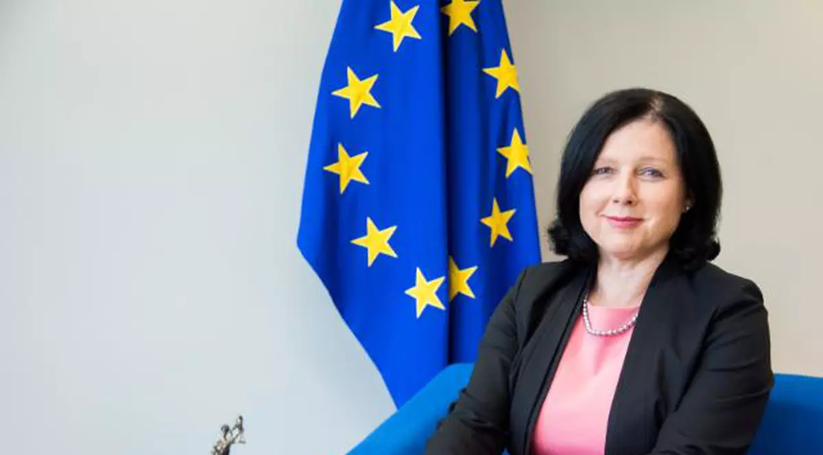 Vera Jourova se teme de interferenţa rusă