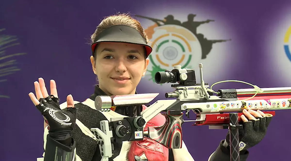 Laura Coman s-a calificat la Jocurile Olimpice, în proba de tir sportiv