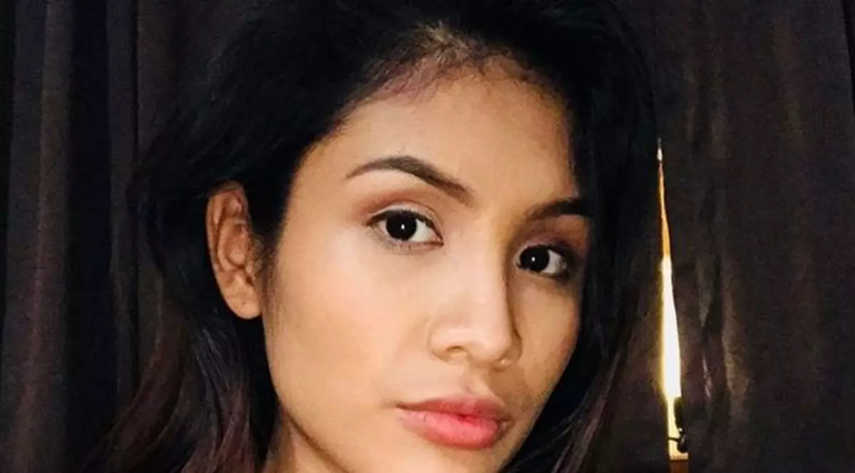 O tânără gravidă a fost ucisă de o altă femeie, care i-a scos pruncul din pântece și a zis că e al ei! Criminala a găsit-o pe victima sa pe Facebook. Cum a ademenit-o în casa în care a ucis-o