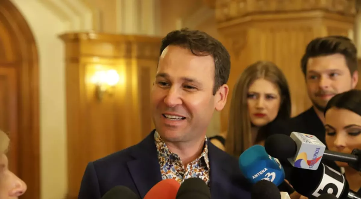 Robert Negoiță, atac dur la adresa liderului PSD după ieșirea ALDE  de la guvernare: "Mă bucură decizia lor. Viorica Vasilica, acasă!"