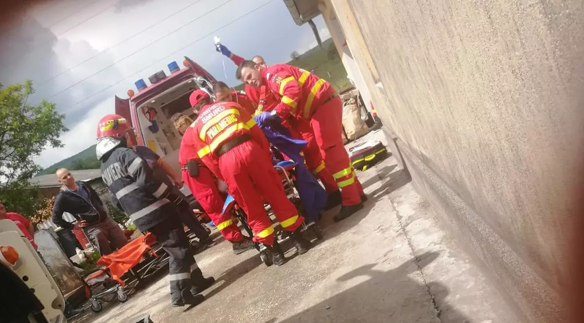 Accident cumplit la Bistrița: un brutar a fost prins în malaxorul de pâine