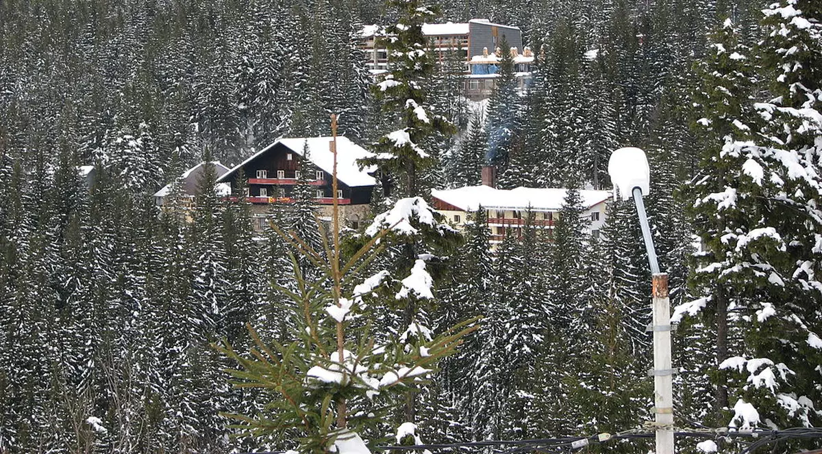 Prezență record la urne. 270% în stațiunea de schi preferată de către președintele Klaus Iohannis