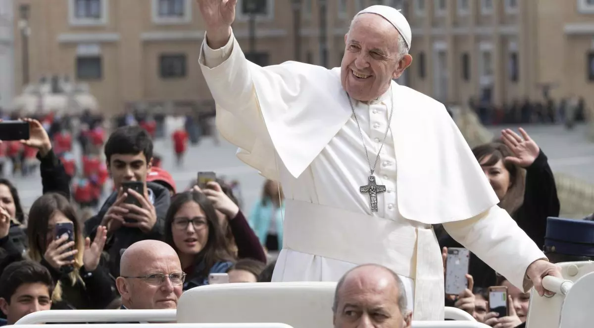 Papa Francisc, la Iași. O familie cu 28 de membri îi va vorbi Suveranului Pontif despre greutățile și bucuriile din viața lor
