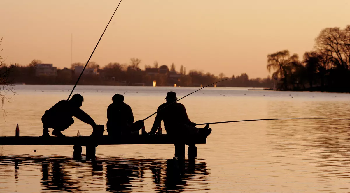 Doi frați români au murit la pescuit în localitatea Urago d'Oglio din Italia