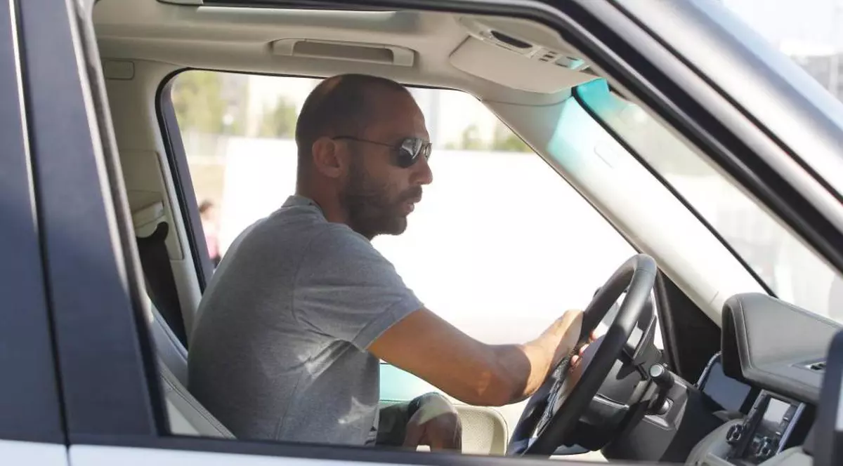 Cinci fotbaliști și președintele unui club din Spania au fost arestați azi pentru trucare de meciuri. Raul Bravo a jucat la Real Madrid