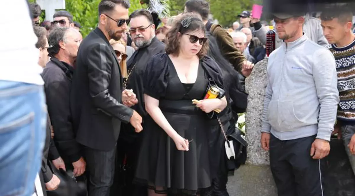 Rita Mureșan, cu ochii în lacrimi. 