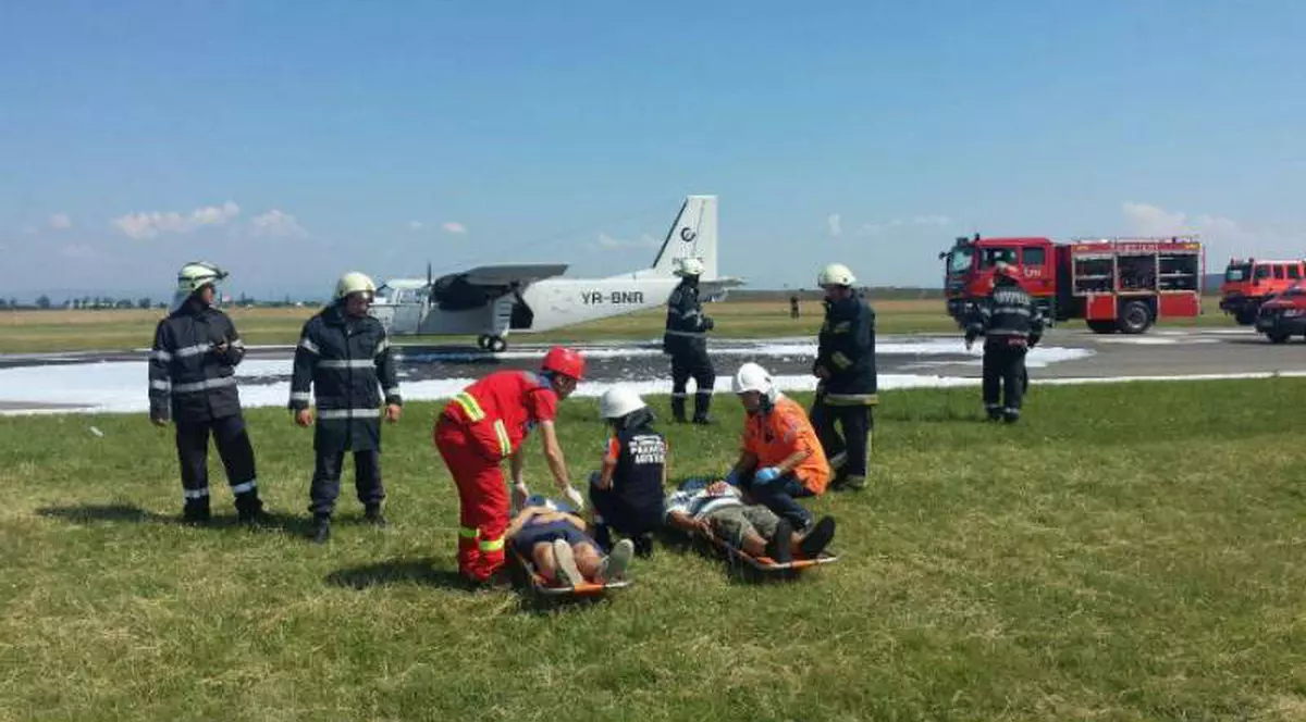 Un avion s-a prăbușit la Ploiești