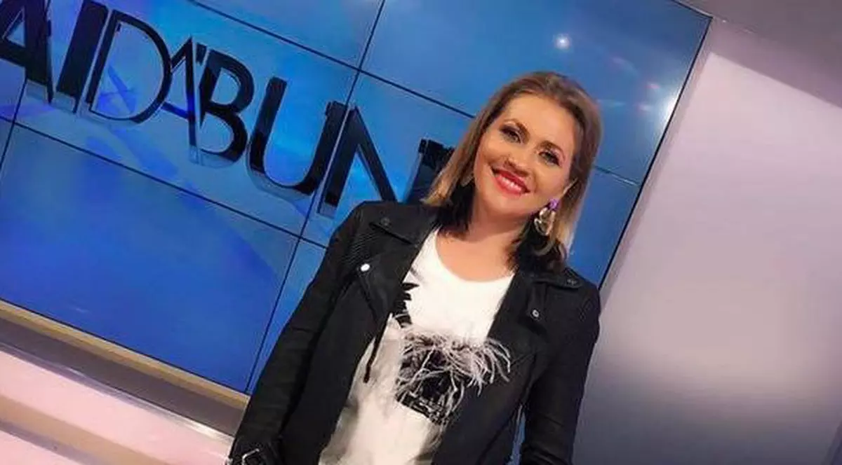 Cum e viața de mămică de trei copii pentru Mirela Vaida. "Ăsta e un festival să vin la emisiune, mă machiez și eu"