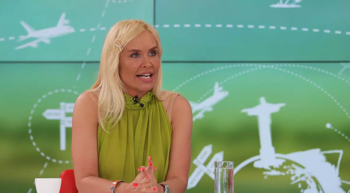 Vica Blochina a ajuns de urgență la spital. Medicii i-au pus piciorul în ghips