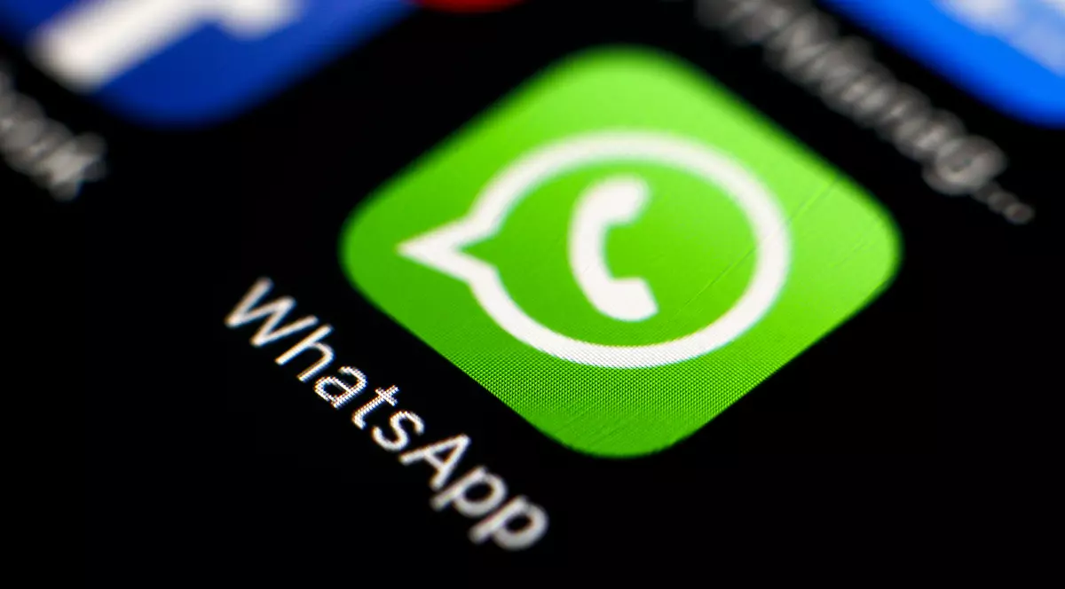 Cum eviți activarea de spyware în WhatsApp