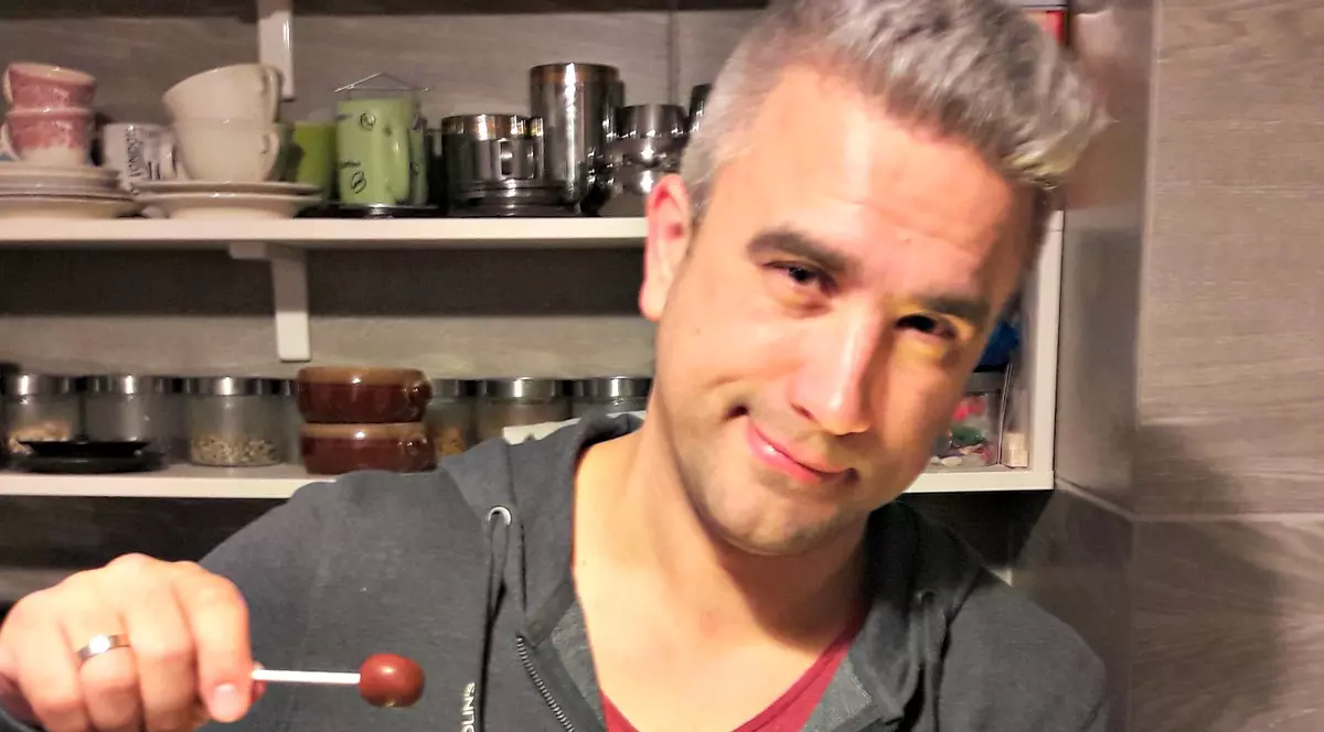 Zoli Toth a hotărât să-și serbeze ziua de naștere de două ori pe an. “Vreau să mă bucur mai mult de prieteni”