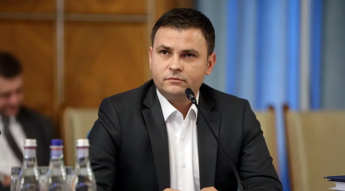 Cât ne vor costa pensiile speciale pentru aleşii locali. Ministrul Dezvoltării: "Impactul bugetar va fi undeva între 100 - 150 de milioane de lei"