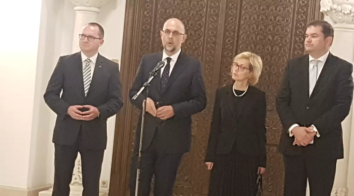 Kelemen Hunor, despre şansele moţiunii de cenzură: "Am avut discuţii cu PNL şi USR. Am făcut matematică cu ei. Nu există 233 de voturi!"