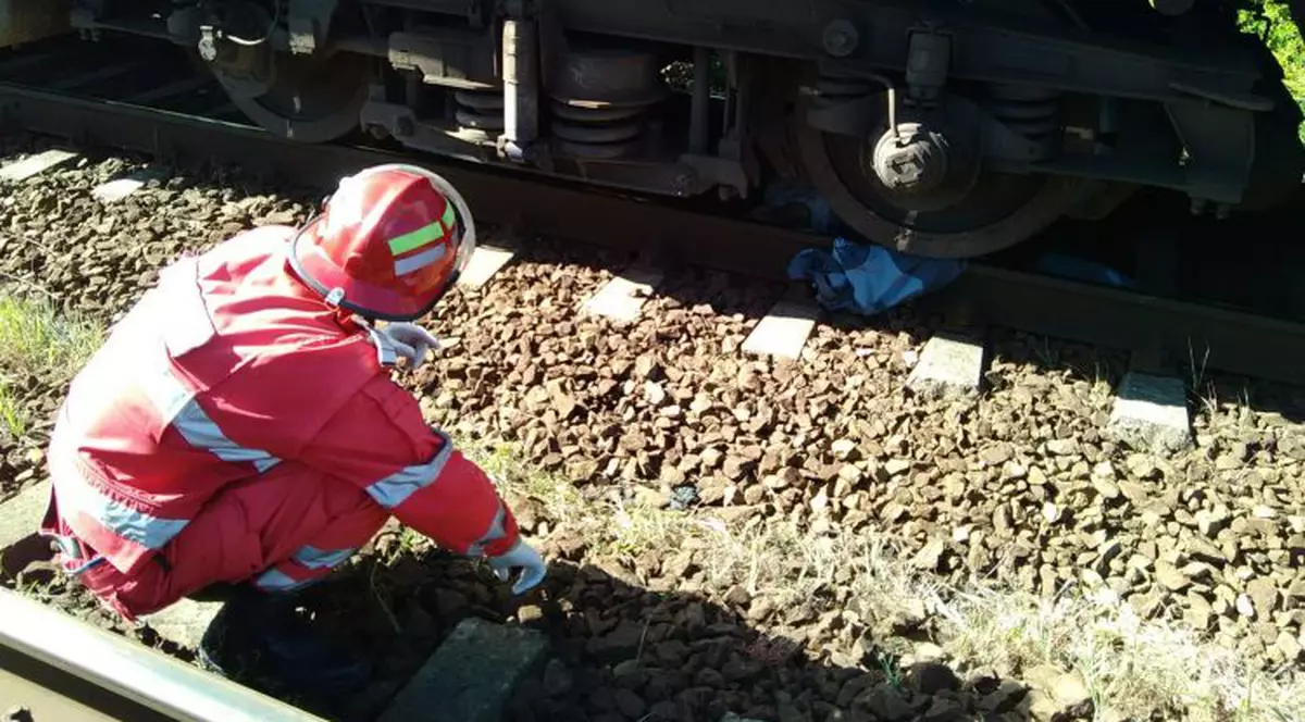 Un bărbat din Baia Mare s-a sinucis aruncându-se în fața trenului