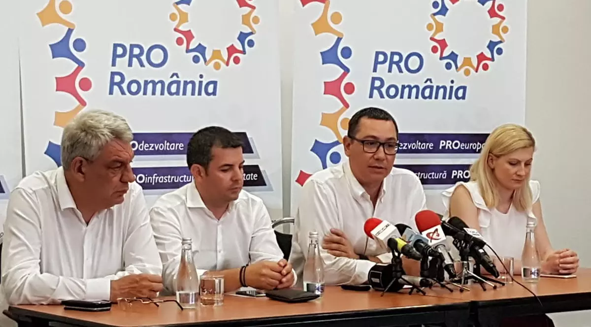 Pro România nu va semna moţiunea de cenzură însă va vota în favoarea ei. Ponta cere mandat de la partid să nu încheie niciun fel de alianţă cu PSD şi PNL