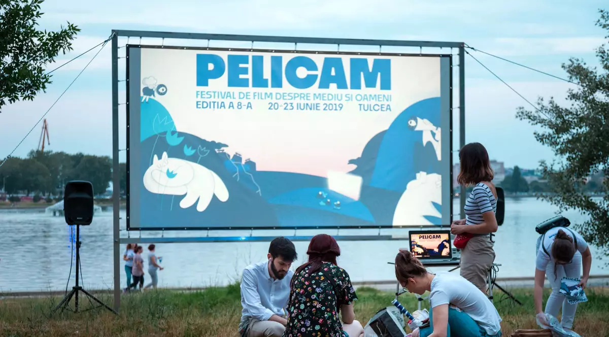 Recomandările culturale ale săptămânii. Vedem documentare despre oameni și mediu la Pelicam, pe malul Dunării, și ne plimbăm prin lumile viitorului gândite de Philip K. Dick