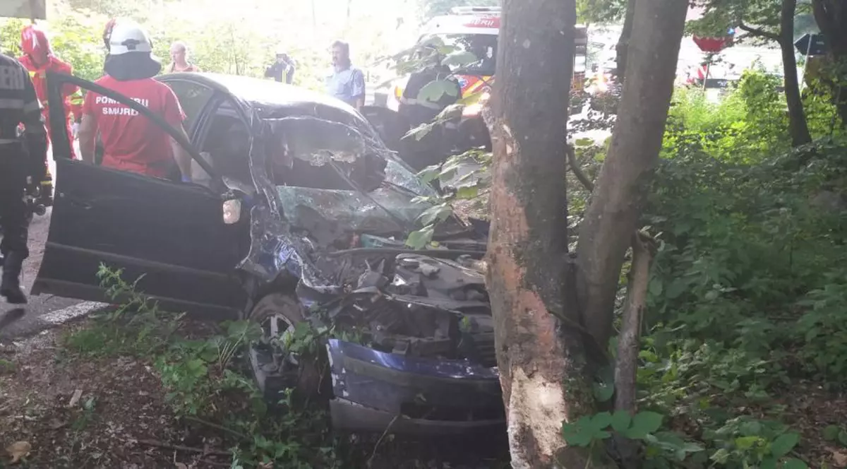 Bărbat mort și doi copii răniți în Maramureș