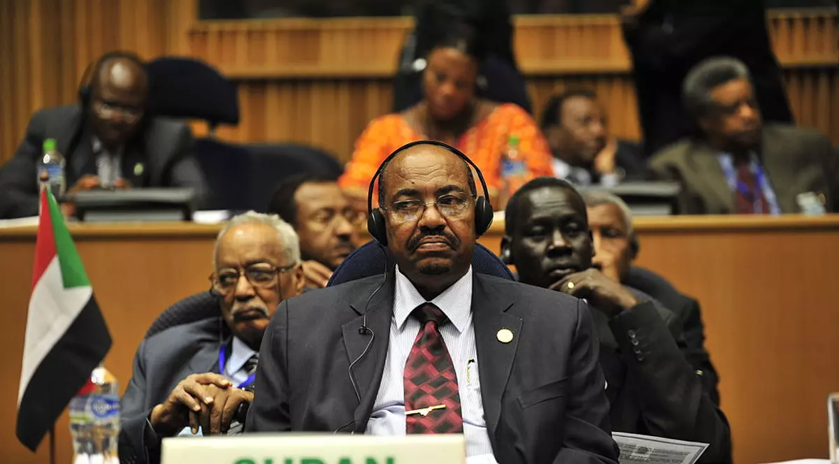 Președintele demis al Sudanului va fi judecat pentru corupție