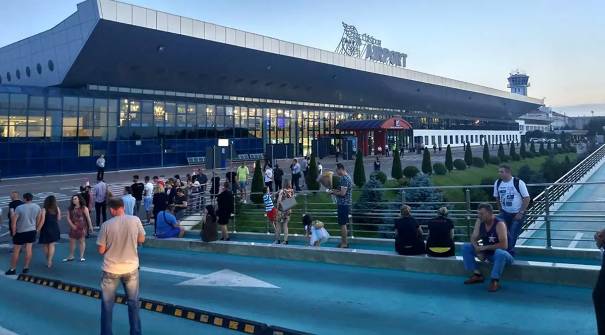 Alertă falsă cu bombă pe Aeroportul Chișinău