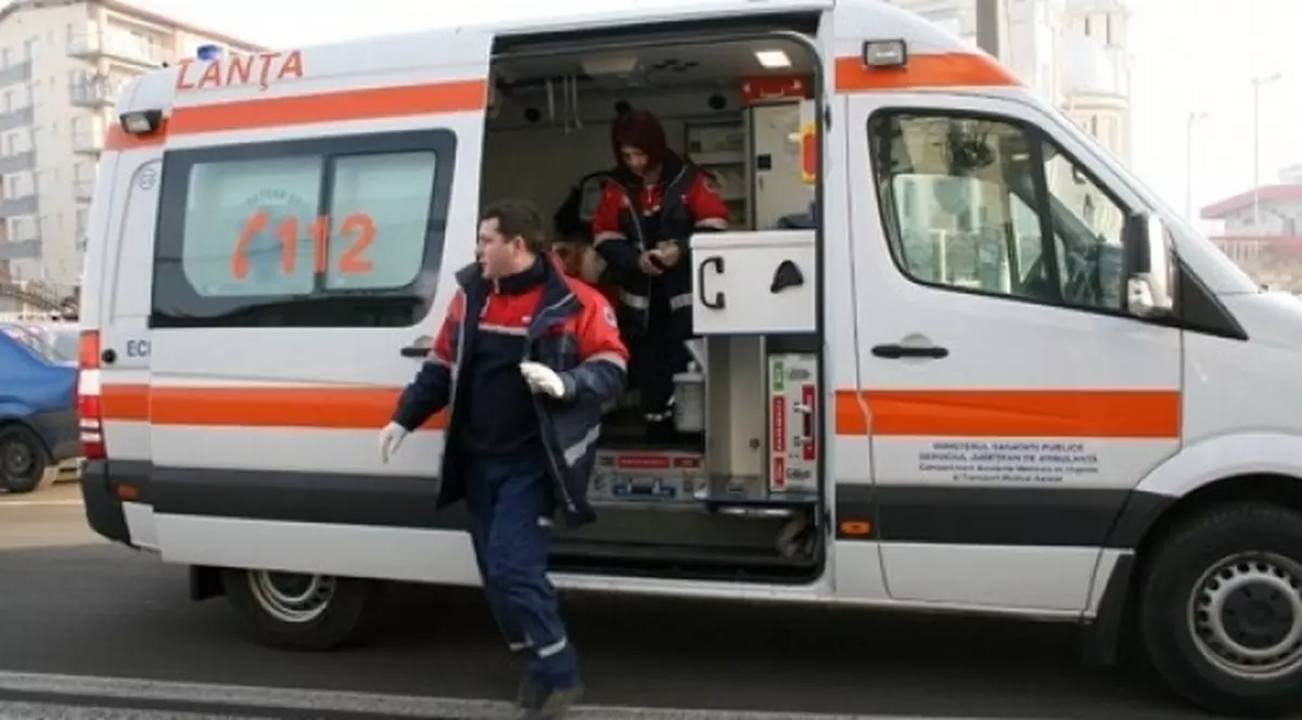 Un copil de 14 ani s-a înecat într-o piscină din Botoșani