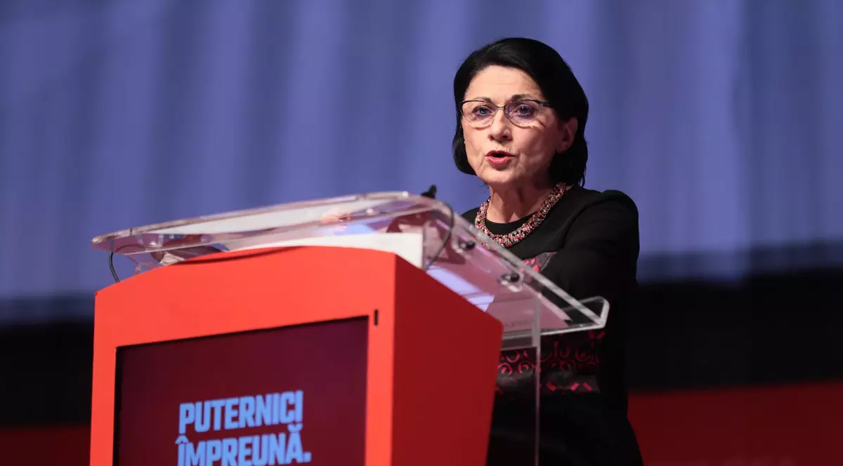 Profesorii care au luat note sub 5 la examenul de titularizare nu vor mai preda. Nici cei care s-au retras de la examen. Sunt mii în această situație