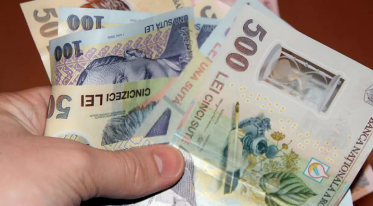 Un bărbat din Galați şi-a ţinut mama moartă în casă patru luni, pentru a-i încasa pensia. Cum au descoperit polițiștii cazul