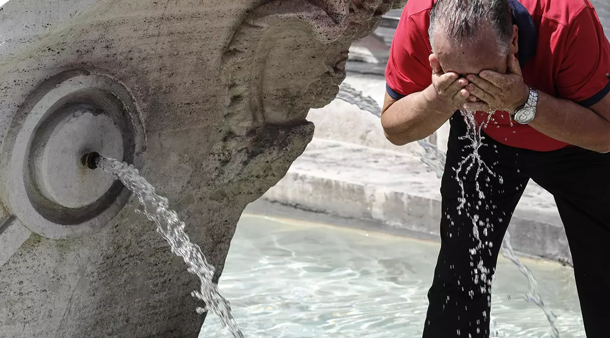 Cod roşu de caniculă în Italia