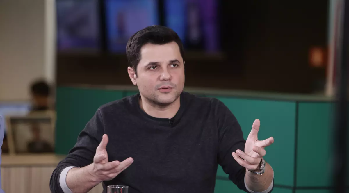 Vedetele și-au pregătit bagajele pentru vacanța de vară