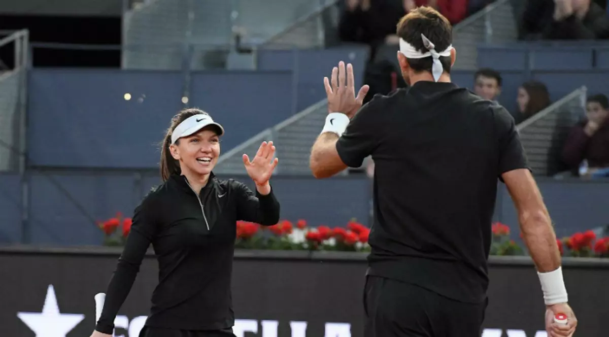Simonei Halep îi plac bărbații înalți! Tenismena îi simpatizează pe Gulbis și pe Del Potro, ambii de peste 1,90 metri