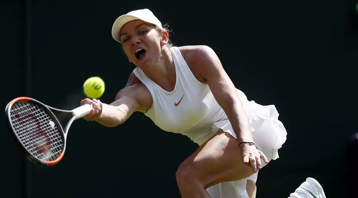 Simona Halep, în primul tur la Wimbledon 2019. „Și-a făcut încălzirea și s-a obișnuit cu jocul pe iarbă”