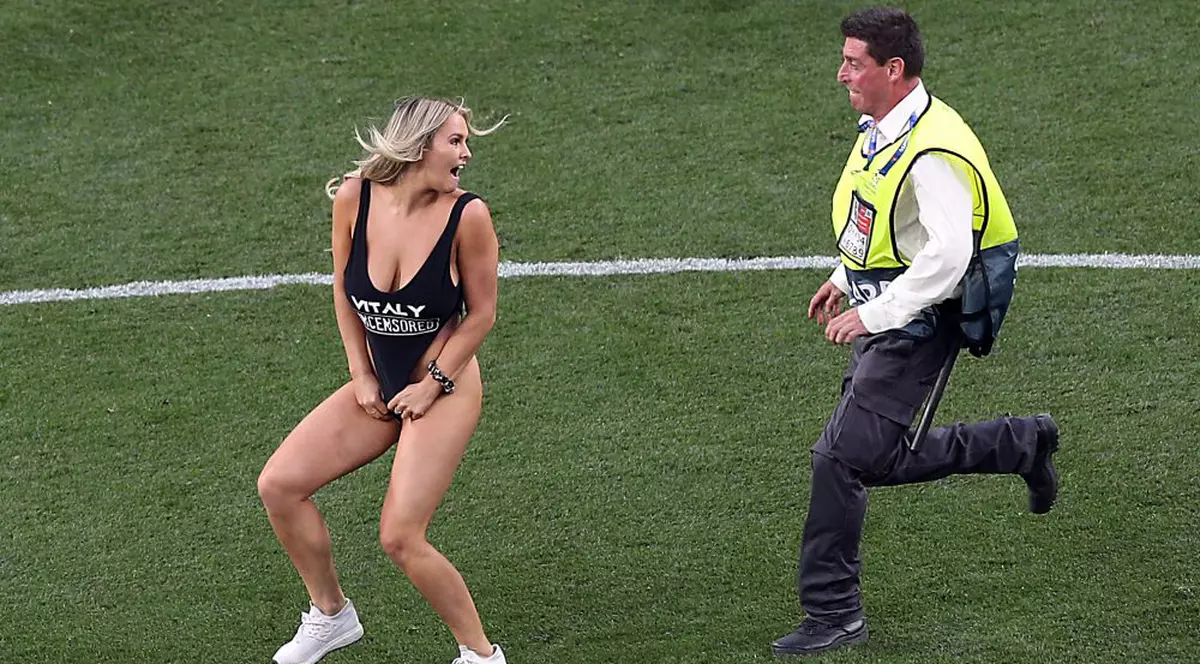 Kinsey Wolanski s-a ales cu contul de Instagram închis