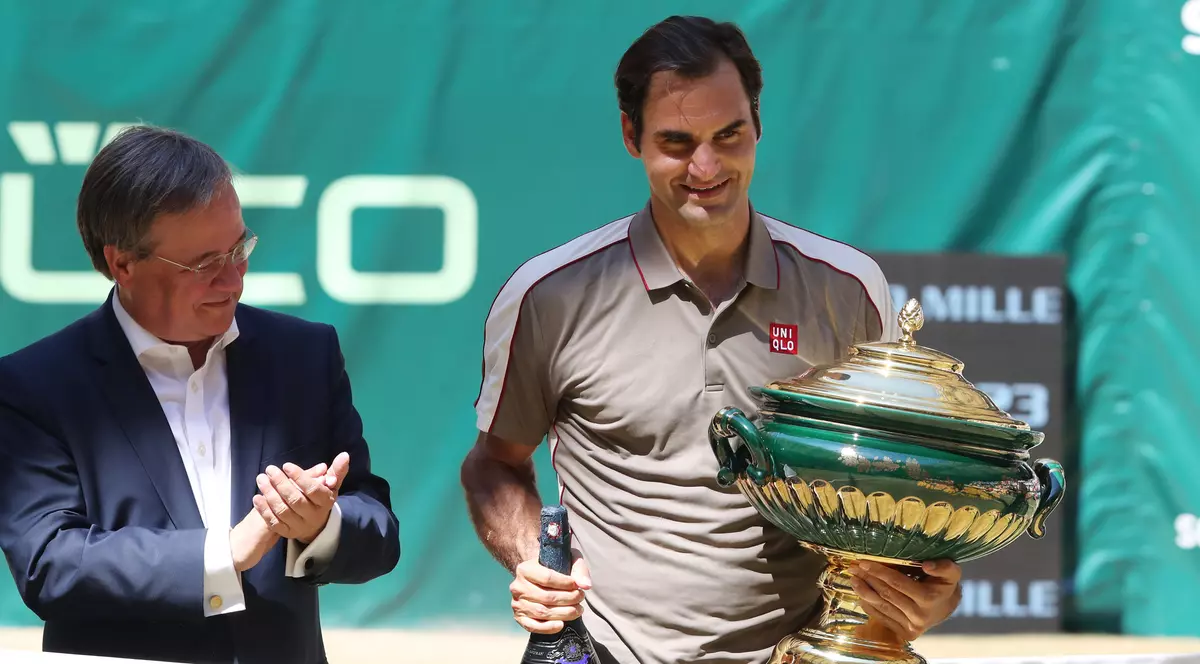 Roger Federer, al 10-lea titlu la Halle. Are 102, în total