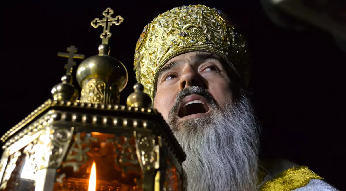 Arhiepiscopul Teodosie a fost achitat în dosarul în care era acuzat de accesare ilegală de fonduri europene