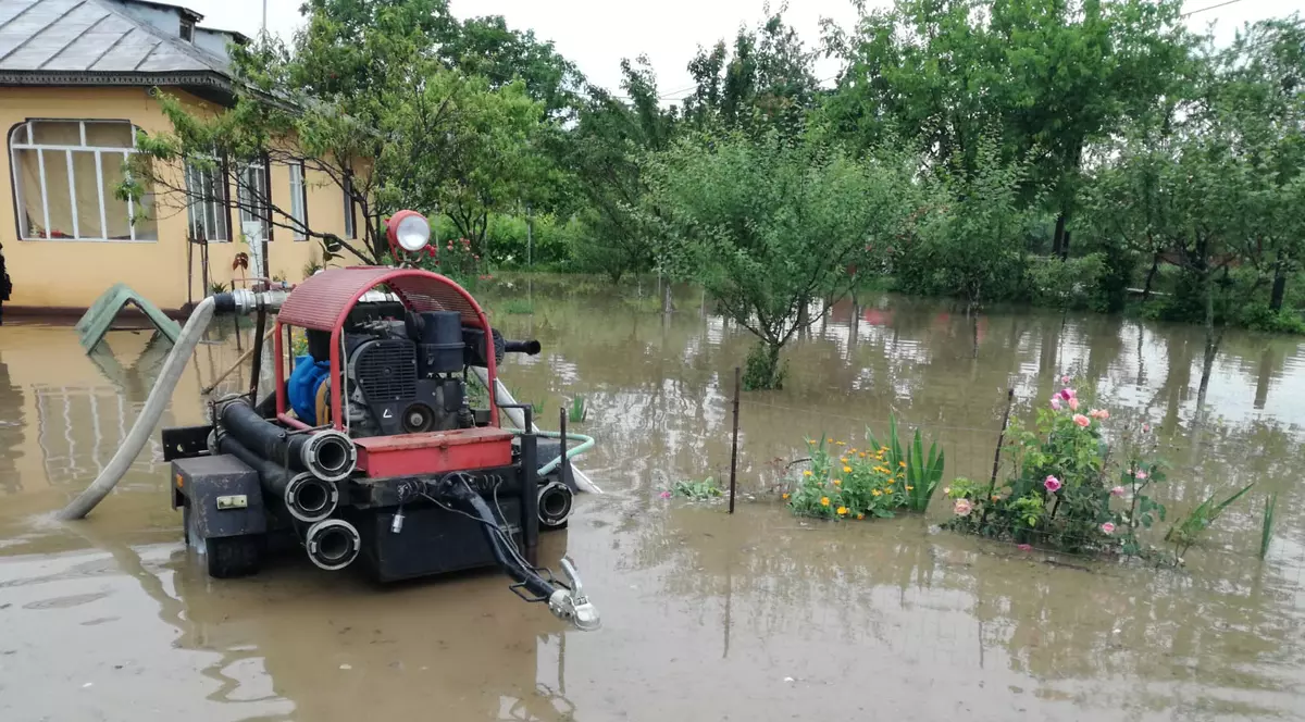 Avertismentul hidrologilor: Pericol de inundații în patru județe