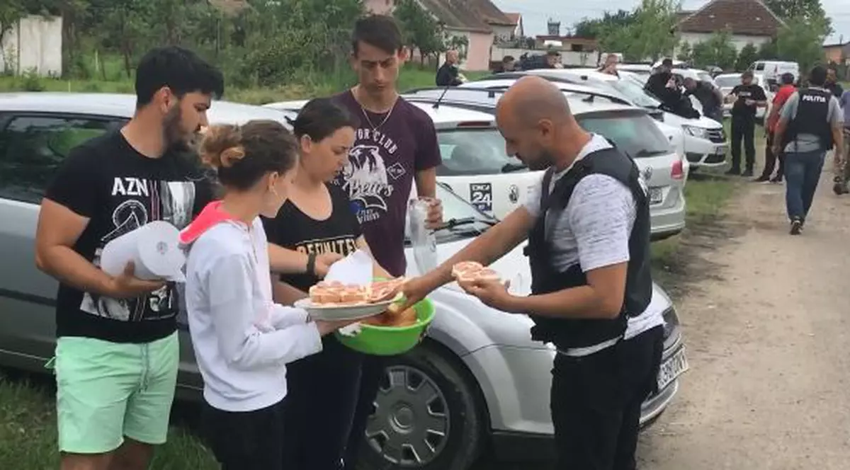 Gestul făcut de locuitorii din Izvin pentru polițiștii care îl caută pe asasinul polițistului Cristian Amariei