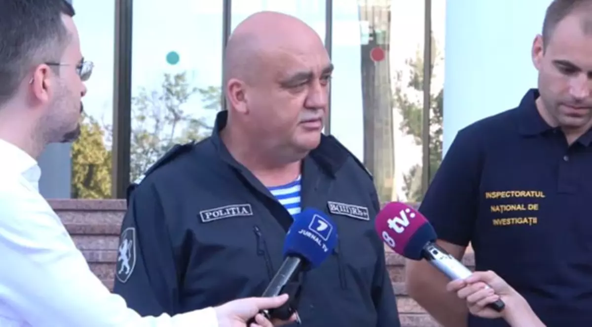 Criza din Republica Moldova| Șeful polițiștilor care au recunoscut guvernul Maia Sandu a fost suspendat, iar biroul i-a fost percheziționat de mascați
