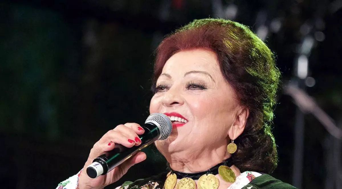 Bucurie mare pentru Maria Ciobanu. Nepoata sa cea mare a absolvit facultatea | FOTO