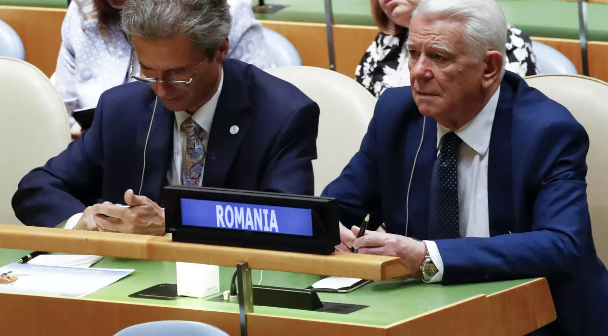 Meleșcanu îi cere ministrului ungar de Externe ”reținere și moderație” în declarații