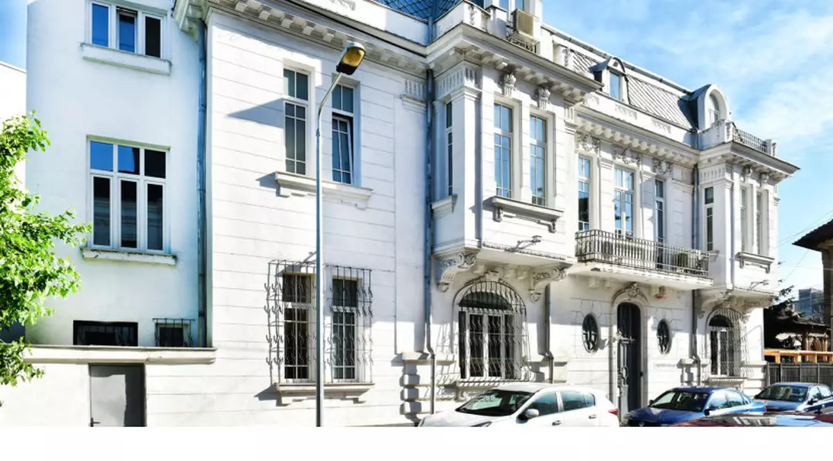 FOTO|Vila din zona Unirii a matematicianului Isac Moscuna a fost scoasă la licitație