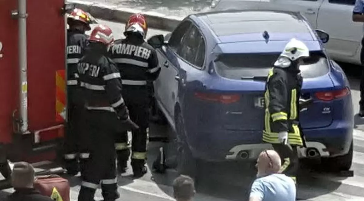 Momentul șocant când un pieton este accidentat mortal pe o trecere de pietoni din Cluj