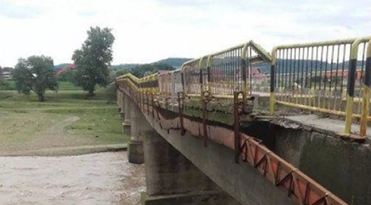 Circulație închisă pe DN 7 la Topoloveni