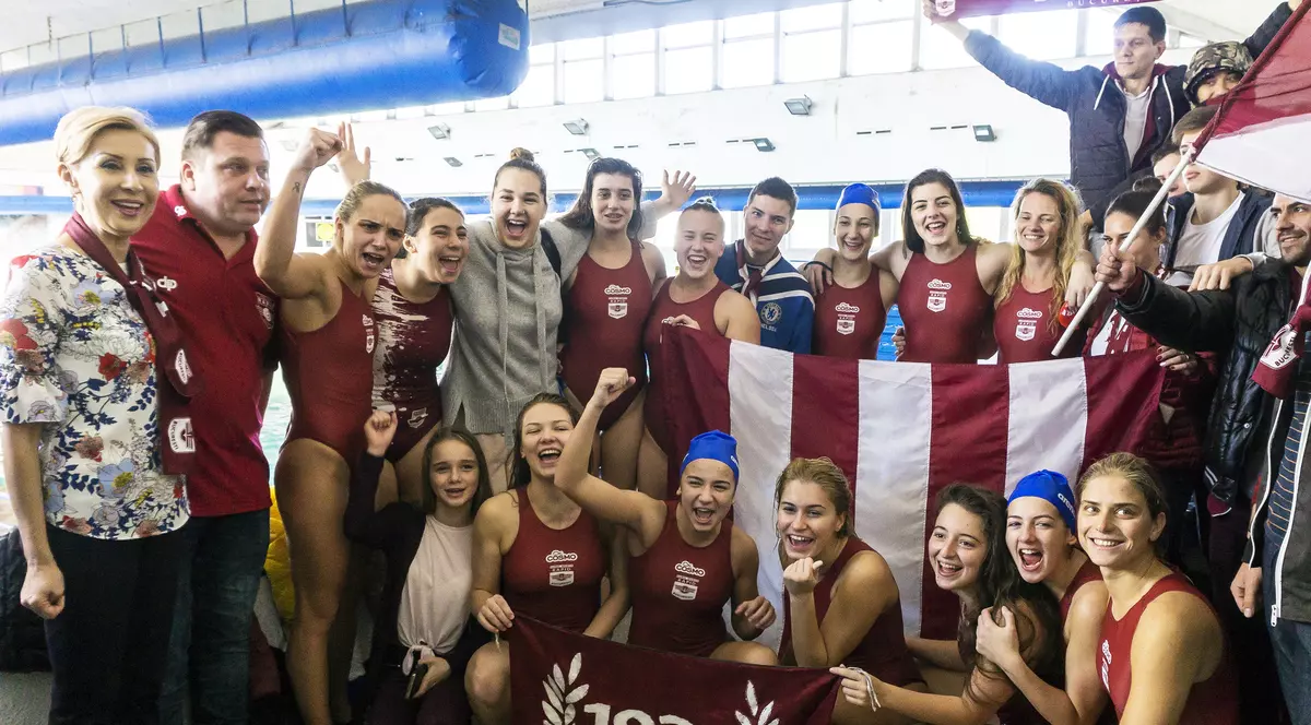 Federația Română de Polo a încheiat campionatele și a desemnat două campioane la feminin: Steaua și Rapid