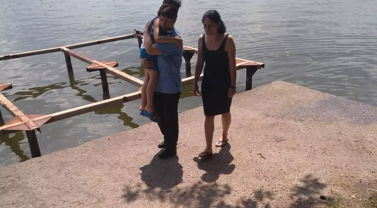 Femeie salvată de la înec în parcul Herăstrău de un polițist local