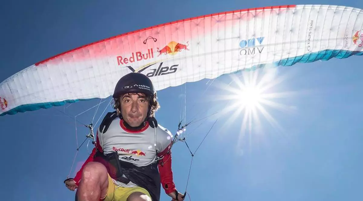 Toma Coconea participă la cea mai grea competiție de alergare și zbor cu parapanta din lume