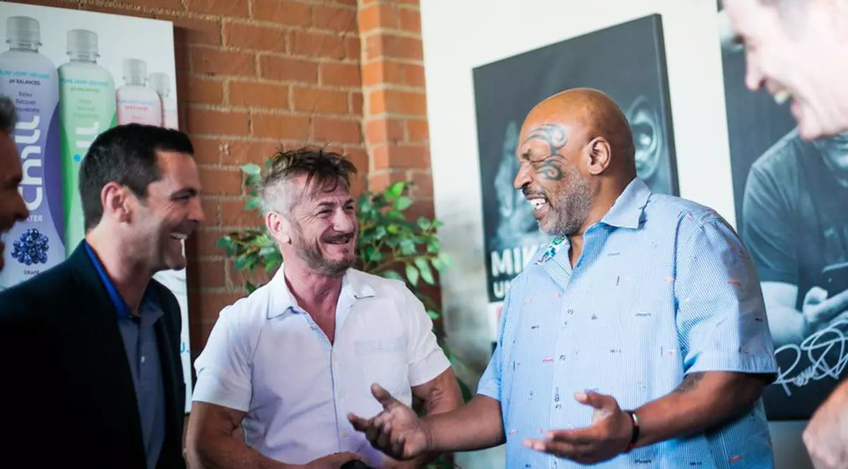 FOTO| Mike Tyson a devenit fermier. Vrea să cultive cannabis pe 160 de hectare