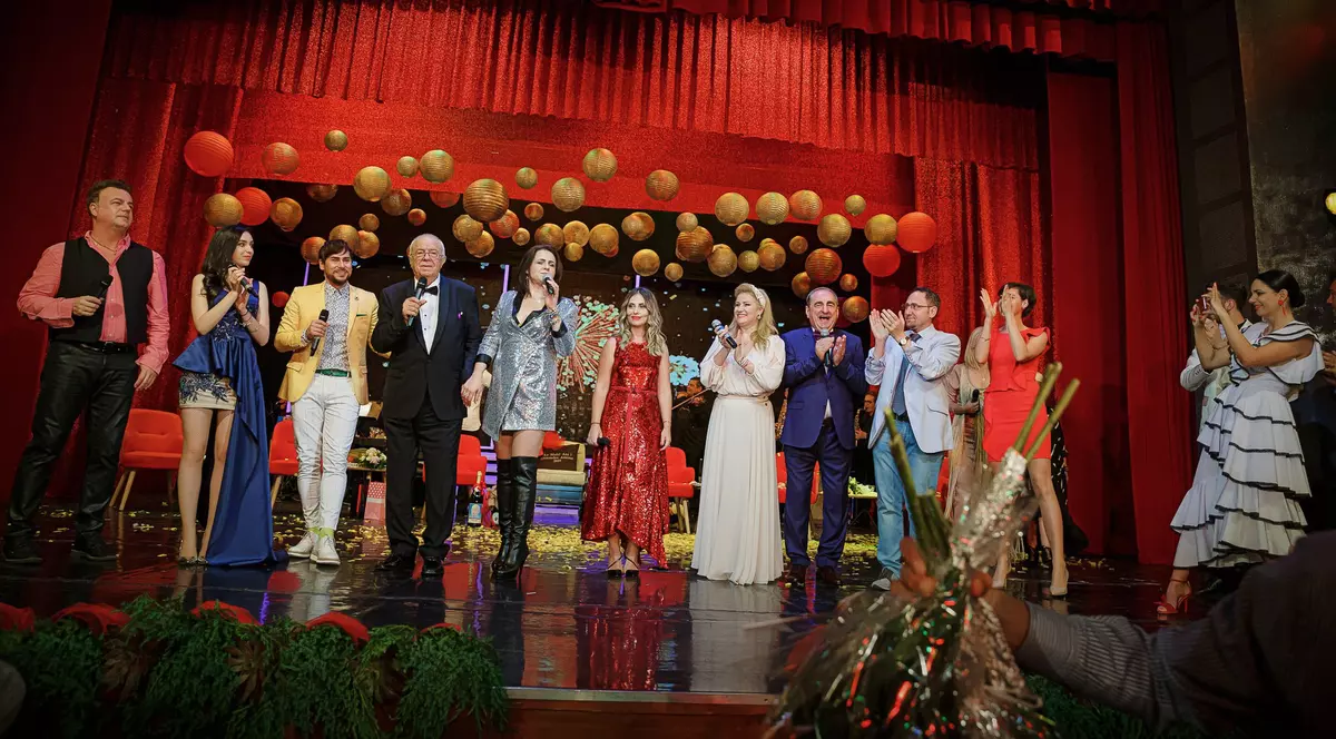 Actorii de la Teatrul de Revistă se-ntorc în timp, pentru aniversarea de 100 de ani! S-au comandat zeci de ținute de epocă