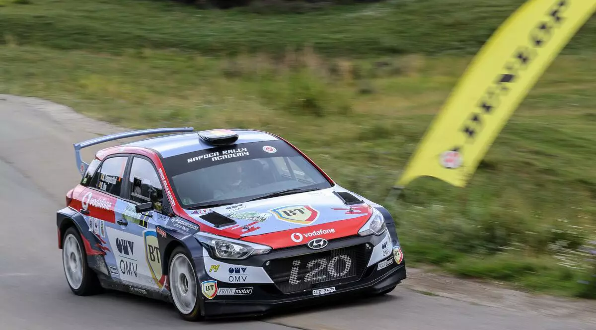 Tempestini rămâne invincibil în Campionatul Național de Raliuri