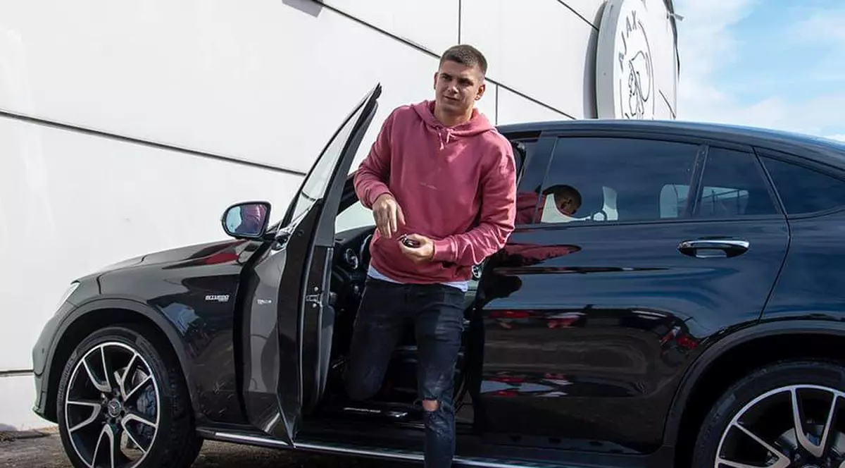 Răzvan Marin a venit cu un superbolid la reunirea echipei Ajax
